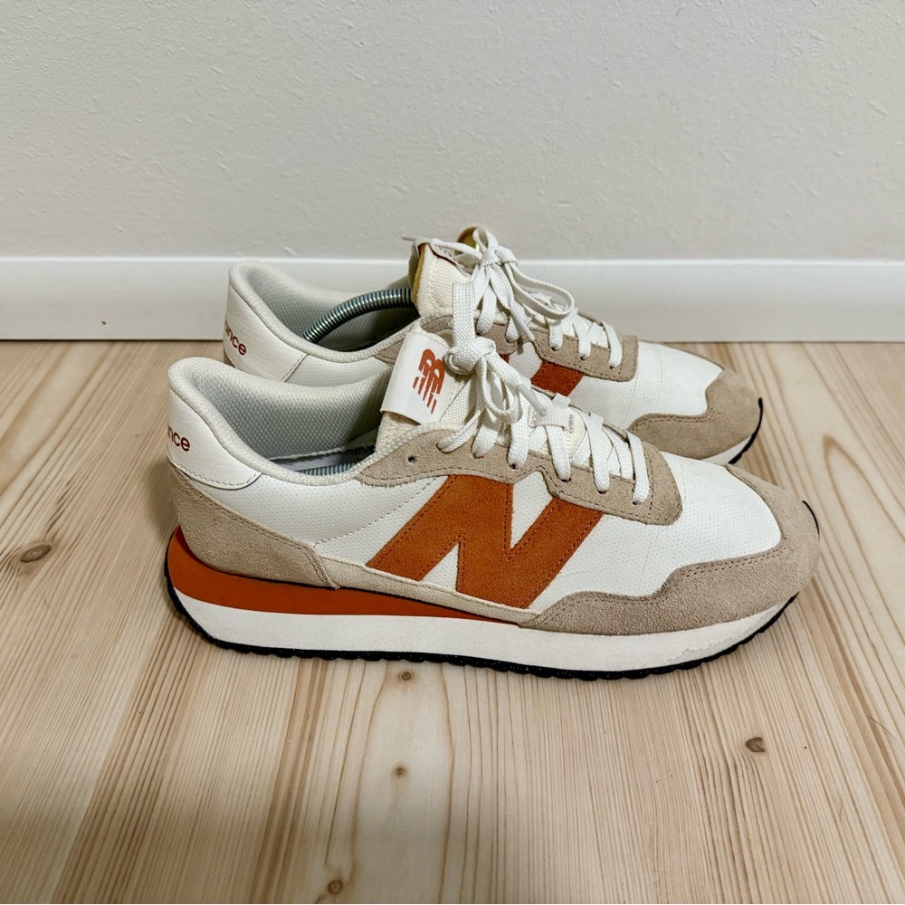 New Balance 237